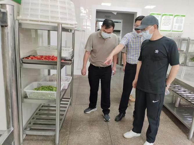 年秋季学期学校食品安全工作部署会